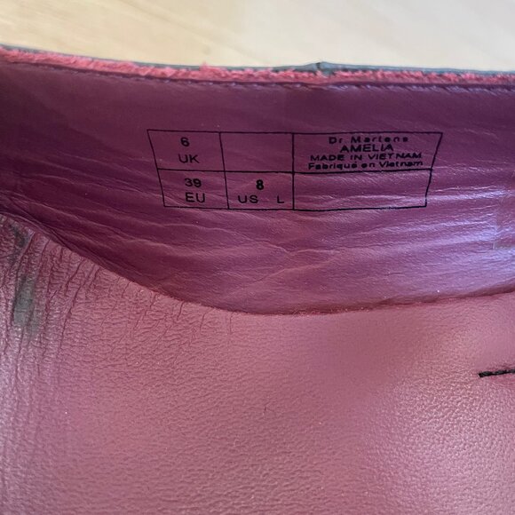 Dr. Martens Amelia low heel black leather shoe size 8.5 (39 EU) - Picture 7 of 7
